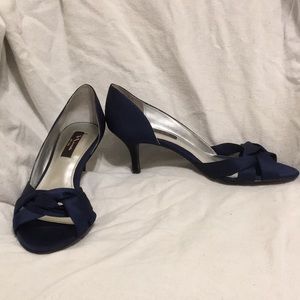 Nina navy blue heels